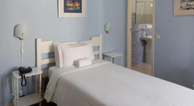 Одноместный номер Economy с балконом и с красивым видом из окна Hotel Leiria Classic