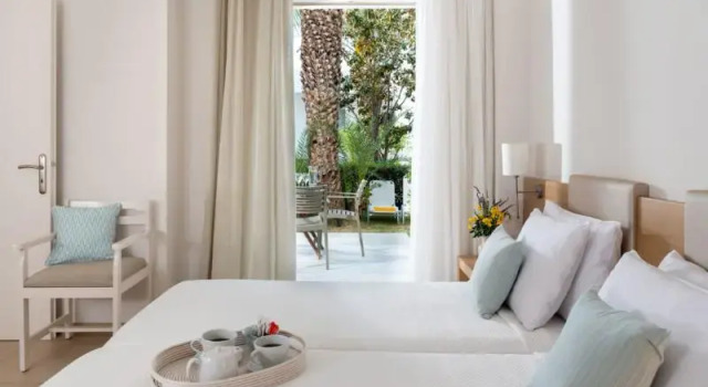Двухместный номер Standard с балконом Maritimo Beach Hotel