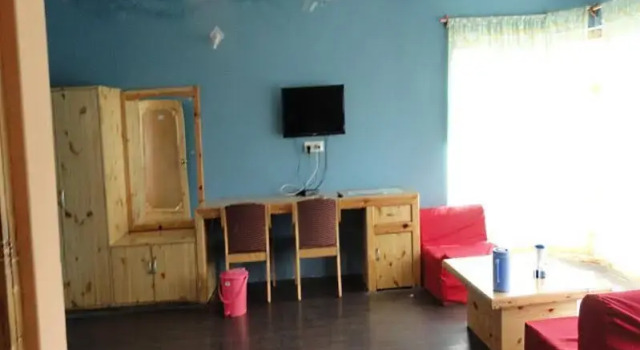 The Leh-Chen Hotel