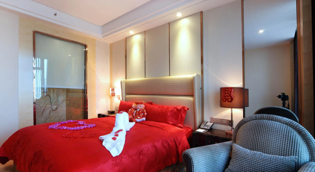 Days Hotel Wenyi Anhui, Rezerwuj Hotel Yaohai Hefei