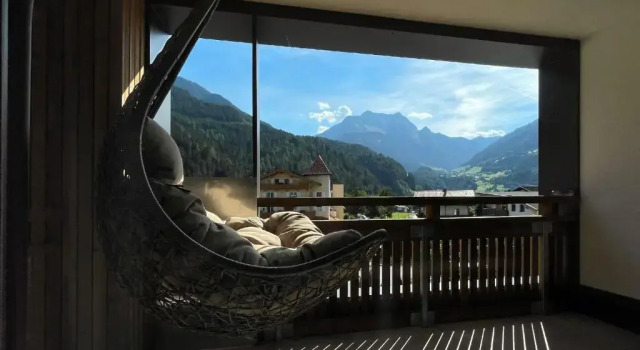 Полулюкс Hotel & Suites Glück Auf