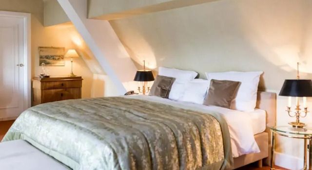 Полулюкс Hotel Kronenschlösschen