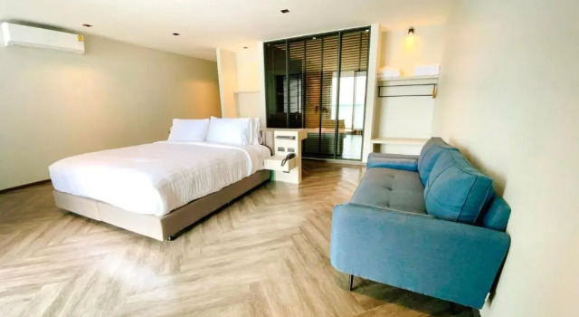 Люкс M2 Hotel Waterside