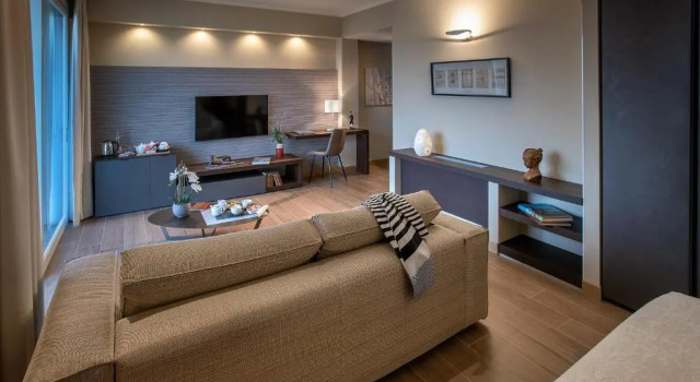 Villa Cristina Suite, Забронировать Вилла Отели Пьемонта с бассейном, Бассейн