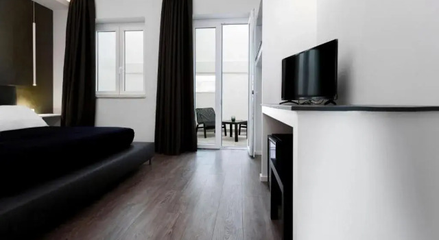 Minimal Rooms