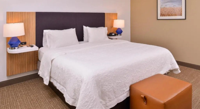 Номер Standard Hampton Inn York
