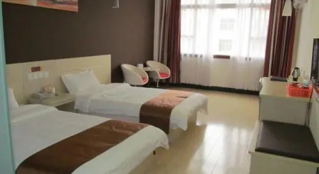 Thank Inn Chain Hotel Jiangxi Yichun Fengcheng Guomao, Rezerwuj Hotel Fengcheng Jiangxi