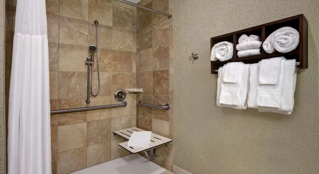 Номер Standard Hampton Inn Greenville/Woodruff Road