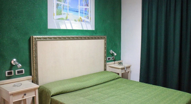 Полулюкс с красивым видом из окна Orange Motel