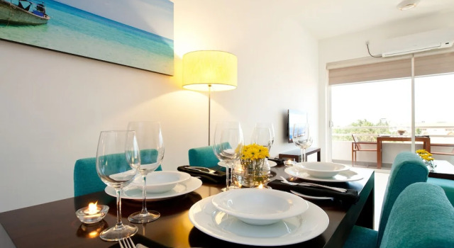 Апартаменты Luxury с 2 комнатами с балконом и рядом с пляжем The Beach Apartments