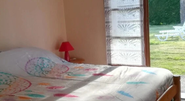 House With 2 Bedrooms in Oust, With Enclosed Garden - 25 km From the S, Buchen Sie Hotel Oust 