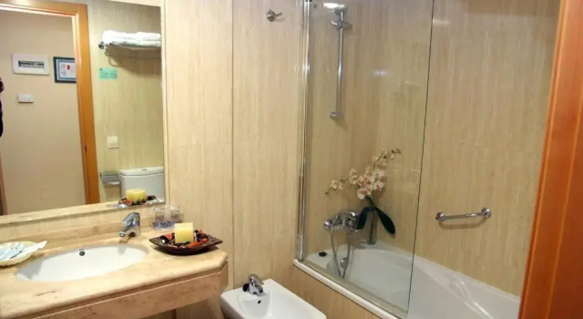 Номер Standard Hotel La Noyesa *** Superior