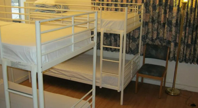 Кровать в общем номере (женский номер) Kelowna Okanagan Lake Hostel