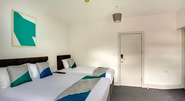 Номер Classic Civic Hotel