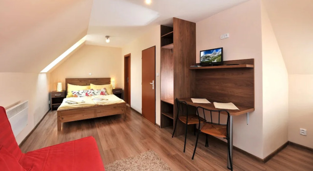Aplend Villa Studios, Rezervovat Vila Hotely v Prešovský kraj s parkováním, Parkování