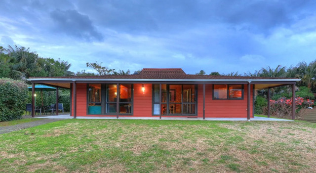 Dii Elduu, Prenota Casa vacanze Burnt Pine Isola Norfolk
