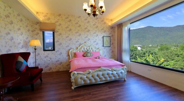 Двухместный номер Deluxe с балконом Floral Land B&B