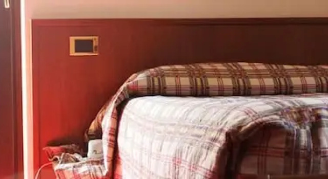 Четырёхместный номер Standard с балконом Hotel Binelli