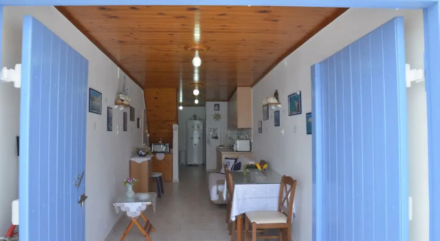Erginas Boat House, Prenota Hotel Hotel a Milo con parcheggio, Parcheggio