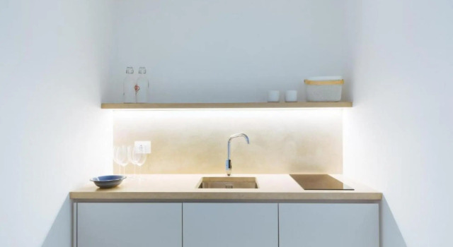 Yolk, characteristic complex with a minimal style close to the port of monopoli-Holyday