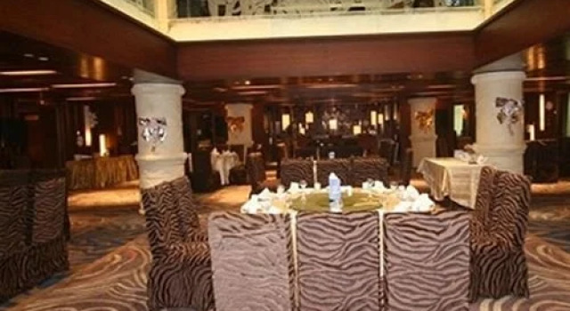 Chongqing Safari Park River & Holiday Hotel, Rezerwuj Hotel Yongchuan Chongqing Area