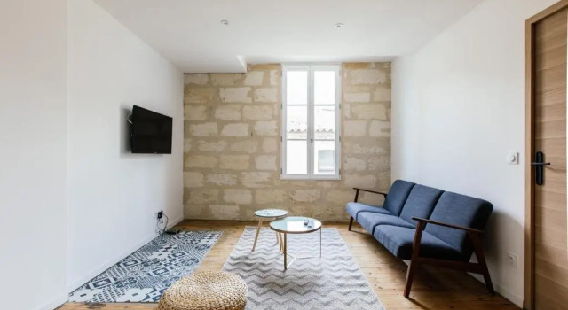 Appartement spacieux et lumineux avec climatisation Halle 1ER