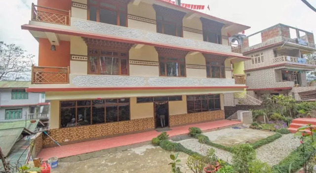 Hotel Red Cherry By OYO Rooms