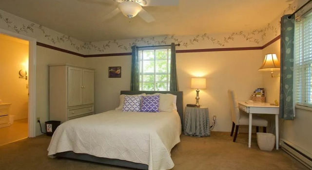 The Oval Door Bed and Breakfast Inn, Забронировать Отель Юджин Willamette Valley, рядом с Комплекс Лейн Ивентс Центр