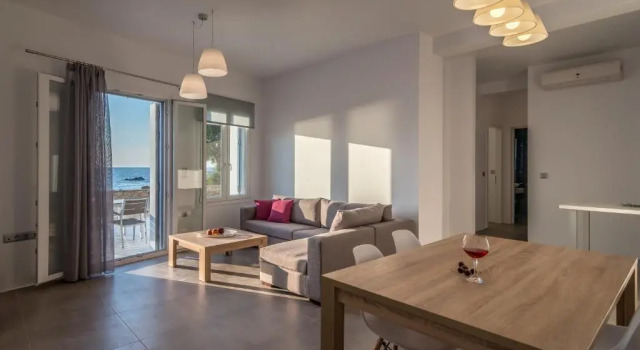 Milos Waves Luxury Apartments, Prenota Appartamento Hotel a Milo con parcheggio, Parcheggio