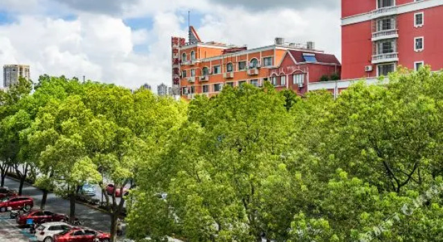 Yameitu Hotel (Haining Intime City Haining Station), Rezervasyon Otel Haining Zhejiang