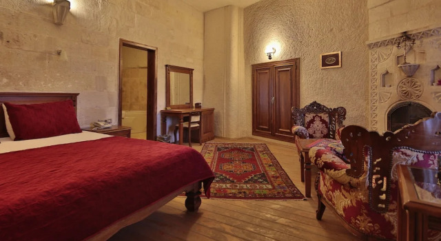 Люкс с балконом Vezir Cave Suites