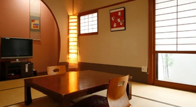 Hida Tomoe Hotel, Boek Hotel Hotels in Tokai met parkeren, Parkeren