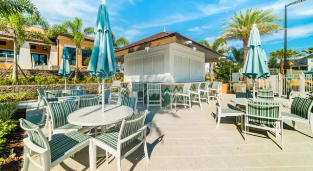 Коттедж Luxury Town Home With Splash Pool in Solara Resort