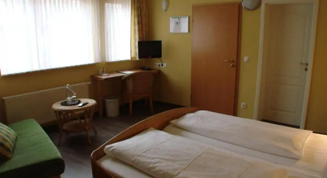 Трёхместный номер Standard Altstadt Hotel