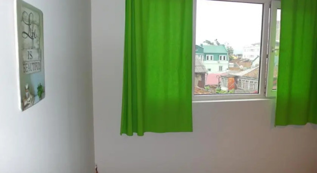 Sunny Day's Homestay, Book Hotel Batumi 