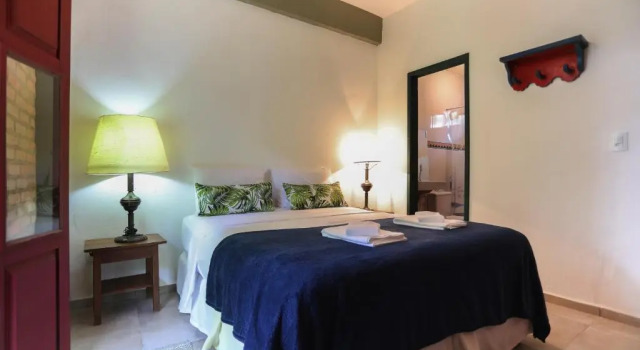 Casinha 2 suites, Забронировать Отель Отели Тирадентис с парковкой, рядом с Tiradentes Serra Club, Парковка