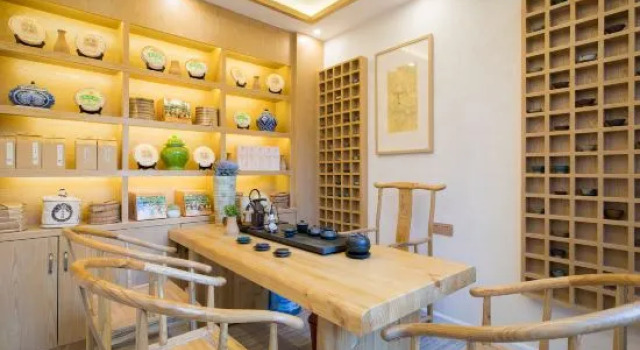 Huawushuang Garden Homestay, Забронировать Отель Отели Лицзян с парковкой, рядом с Улица Сквер-стрит Древнего города Даянь, Парковка