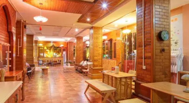 Jinghong City Tailai Inn (Gaozhuang Xishuangbanna Starlight Night Market Branch), Buchen Sie Hotel Hotels in Yunnan mit Parkplatz, Parkplätze