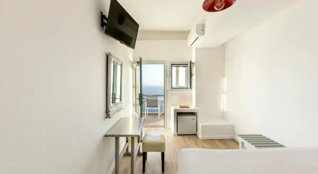 DIAMOND on the cliff Hotel &Suites, Забронировать Отель Отели Имеровиглион с завтраком, Завтраки