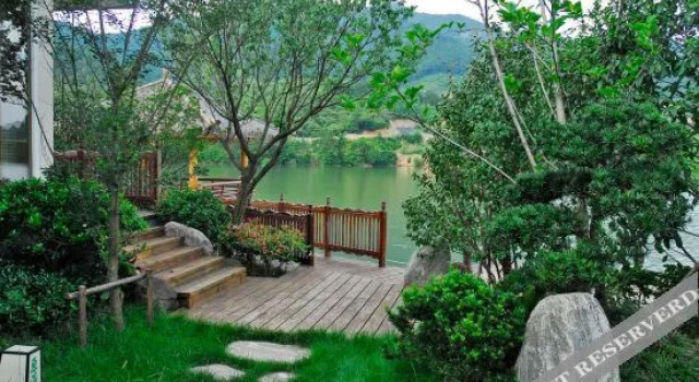 Zhongxiang Hot Spring Resort Hotel, Rezerwuj Ośrodek wypoczynkowy Hotele 5-gwiazdkowe w Shaoxing, 5*