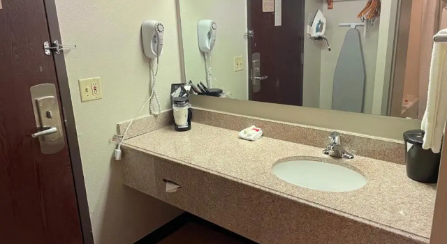 Deluxe Doppel Zimmer Days Inn by Wyndham Pleasant Prairie Kenosha