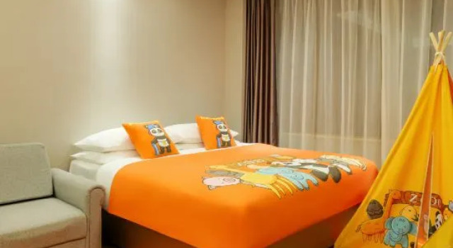 Люкс Comfort Vienna International Hotel 5.0 Versions  Shaoguan Qujiang Nanhua Temple Zhang Jiuling Park  Branch