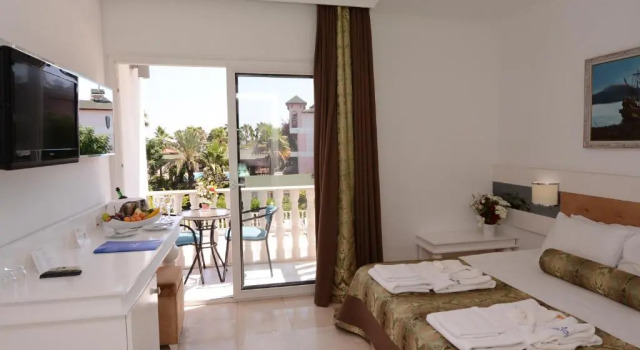 Двухместный номер с видом на море Onkel Resort Hotel