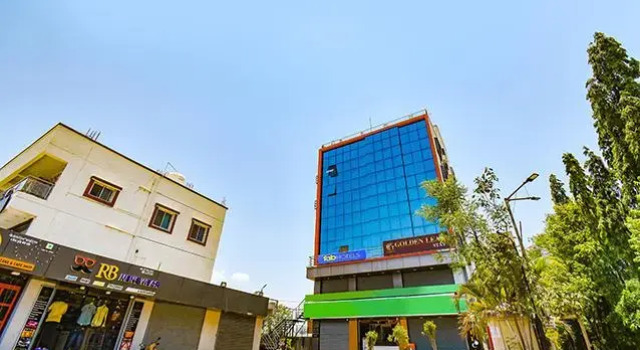 FabHotel Golden Heights