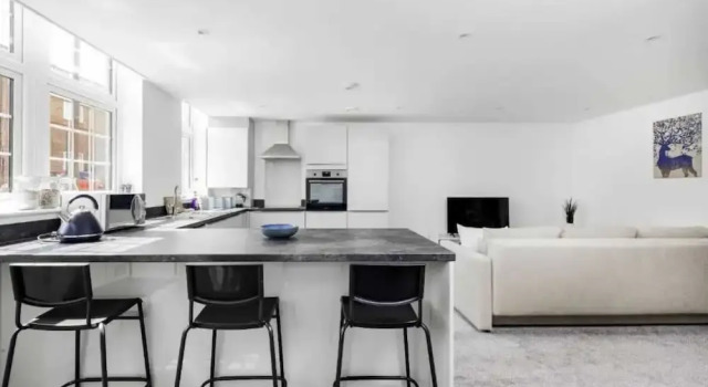 Апартаменты Modern 2bed Apartment-ground Floor-free Parking