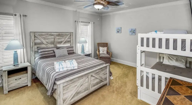 Holiday Home 136 La Valencia Cir - At Peace