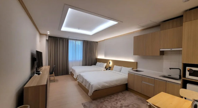 Двухместный номер Business с балконом World Tourist Hotel