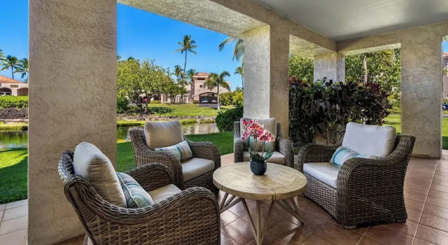 Spacious Hawaiian Unit w/ Lagoon View - AC & Wifi - Vrkcv
