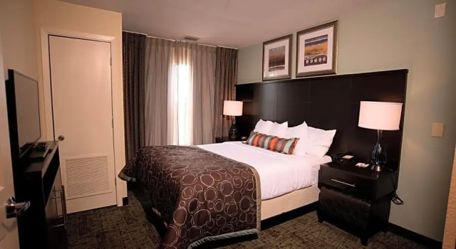 Люкс с 2 комнатами Staybridge Suites Houston NW/Willowbrook