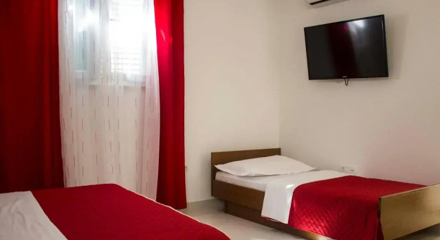 Apartments Ivan, Забронировать Апартаменты/квартира Апартаменты Макарска, рядом с Набережная Рива (Макарска), Апартаменты/квартира